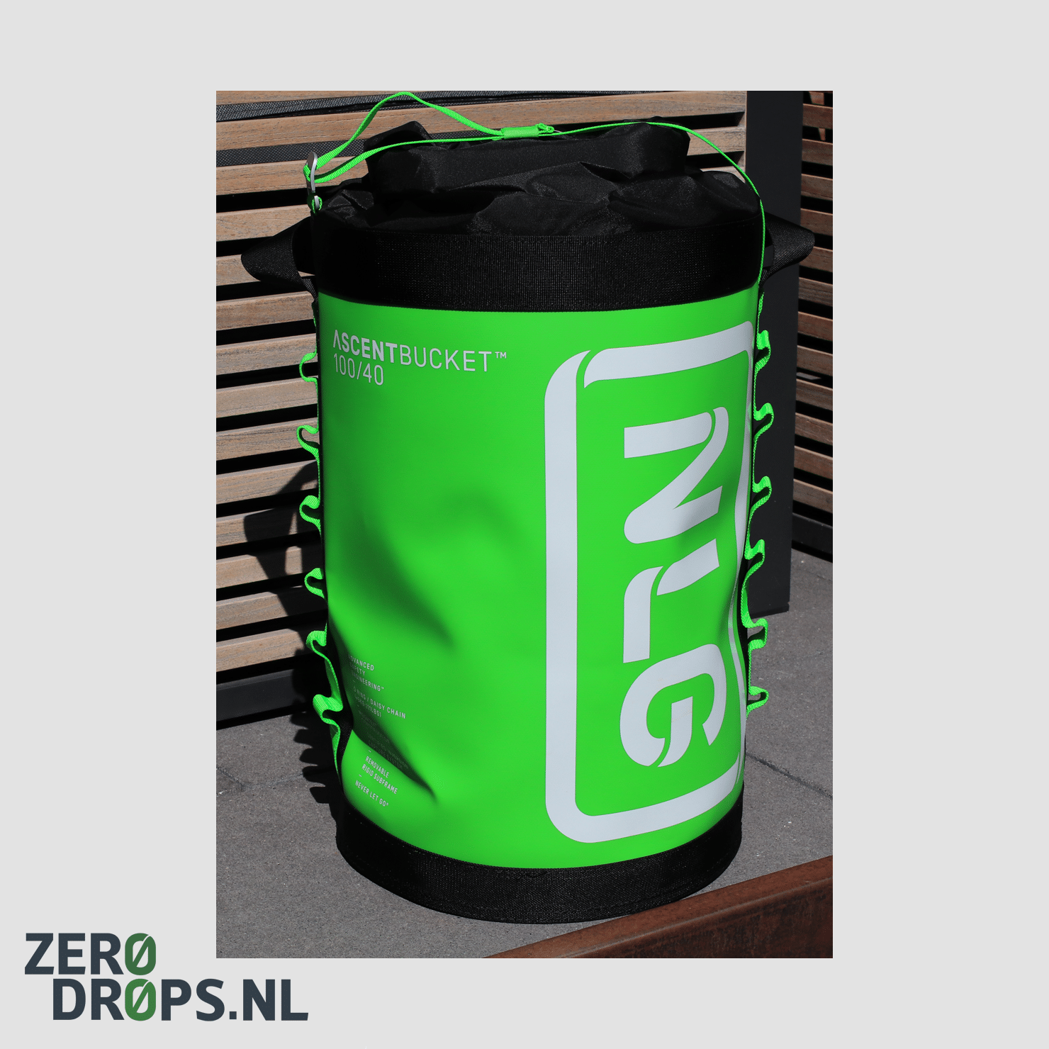 NLG-Ascent_Bucket_101360-ZeroDrops_nl12